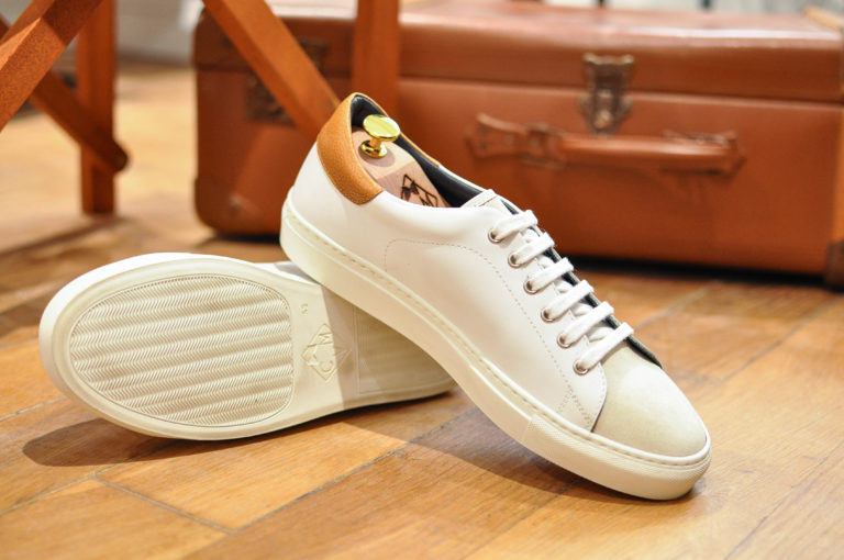 baskets blanches