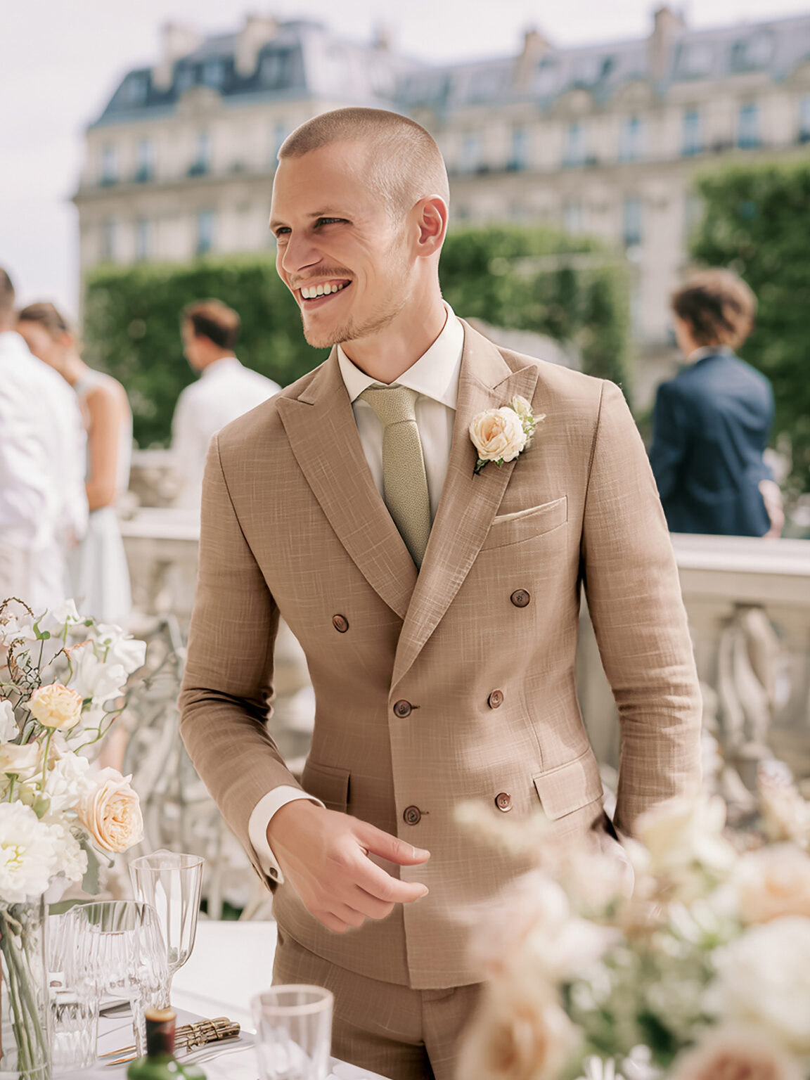 costume croisé 6x2 marron clair sur mesure Chris von Martial